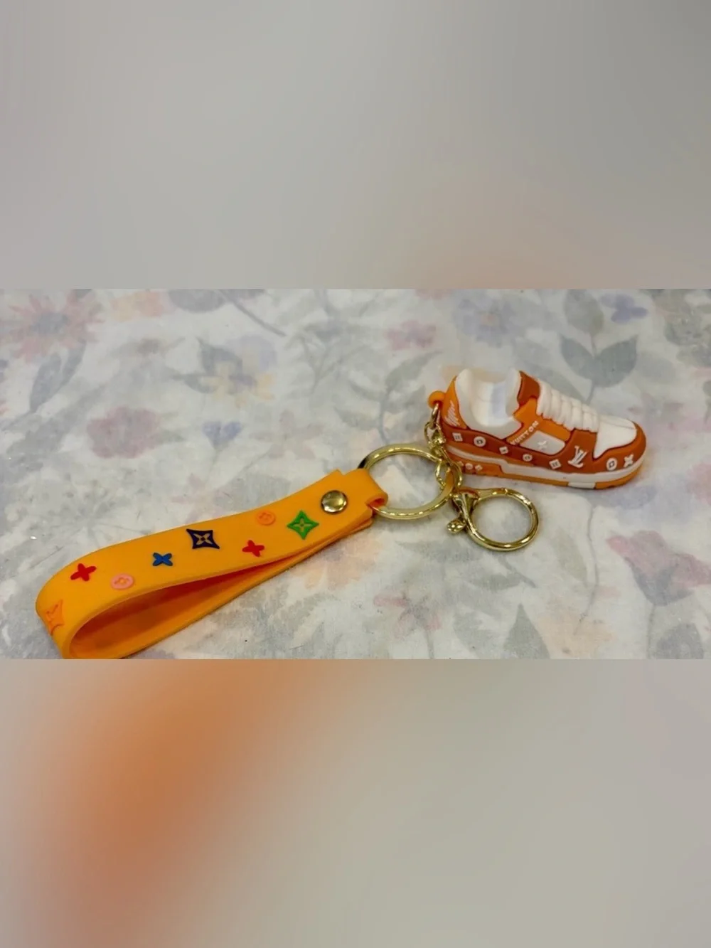NWOT Men’s Novelty Keychain